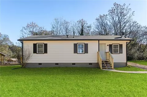 7608 Conyers St, Lithonia, GA 30058