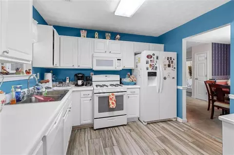 96 Mallie Ct, Hampton, GA 30228 photo 6