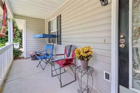 96 Mallie Ct, Hampton, GA 30228 photo 2
