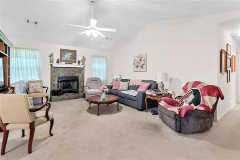96 Mallie Ct, Hampton, GA 30228 photo 5