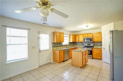 12140 Dominion Dr, Hampton, GA 30228 photo 11