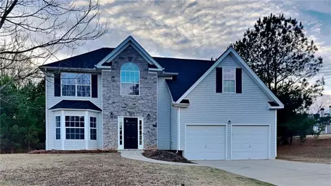4545 Waving Willow Ct, Douglasville, GA 30135