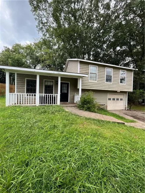 3285 Hollow Ln, Lawrenceville, GA 30044