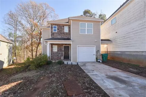 657 Carlton Pointe Dr, Palmetto, GA 30268
