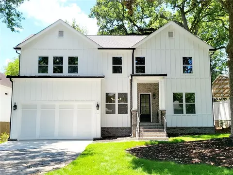 2996 Surrey Ln, Atlanta, GA 30341