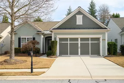 6471 Lantern Rdg, Hoschton, GA 30548