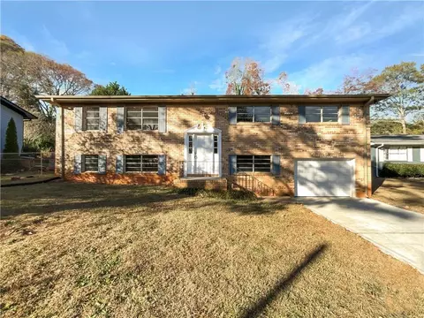 331 Smyrna Powder Springs Rd SE, Smyrna, GA 30082