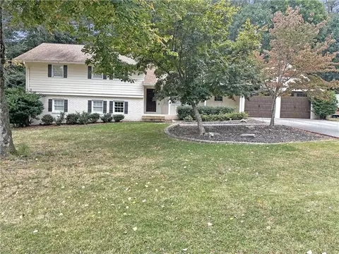 5717 Mill Trace Dr, Dunwoody, GA 30338