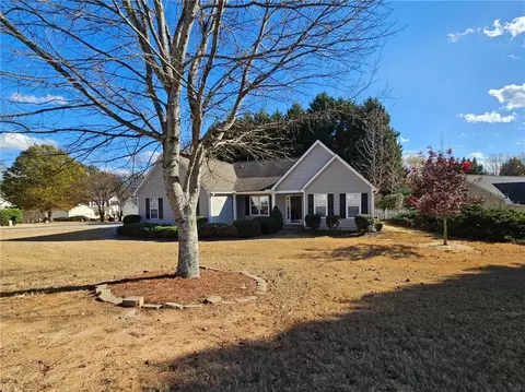 970 Riverside Walk Xing, Sugar Hill, GA 30518