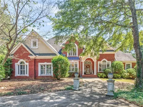 5047 Lakeridge Close, Mcdonough, GA 30253
