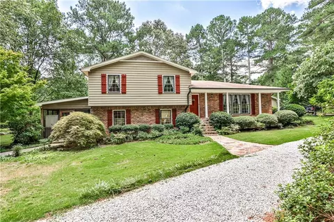2066 Mt Zion Rd, Oxford, GA 30054