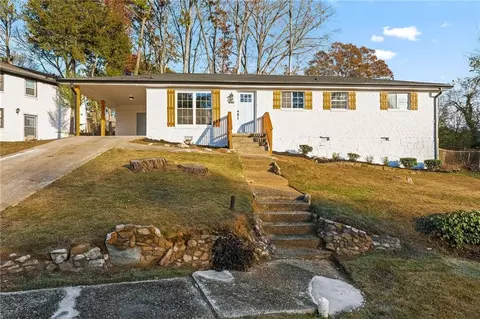 5692 Westhill Cir, Atlanta, GA 30349