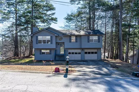 1195 Riverside Trce, Sugar Hill, GA 30518