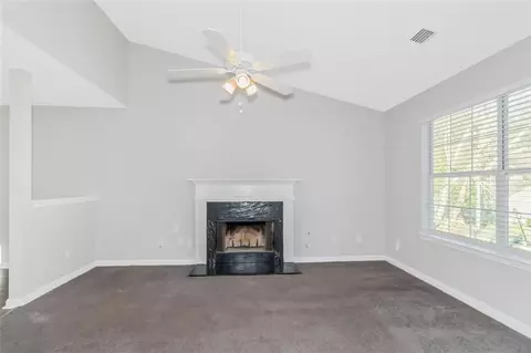 76 Hampton Oaks Dr, Hampton, GA 30228 photo 4