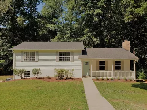 3690 Somerset Dr SW, Marietta, GA 30064