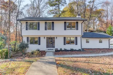 4000 Admiral Dr, Chamblee, GA 30341