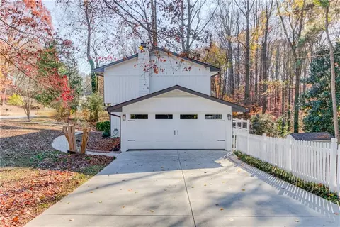 4000 Admiral Dr, Chamblee, GA 30341 photo 3