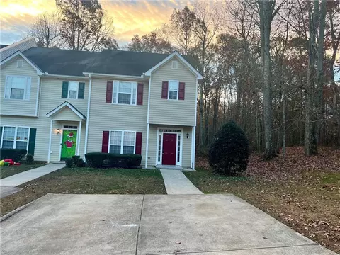 8062 Youngstown St, Douglasville, GA 30134