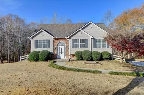 1446 Princeton Dr, Statham, GA 30666