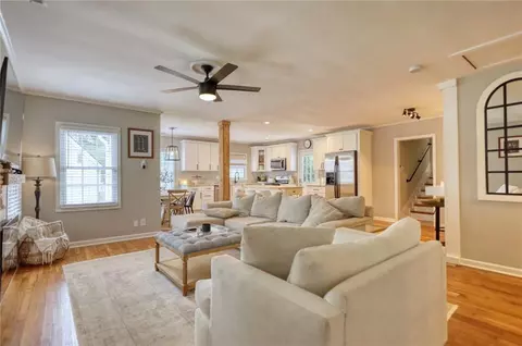 2496 Pasadena Pl, Smyrna, GA 30080