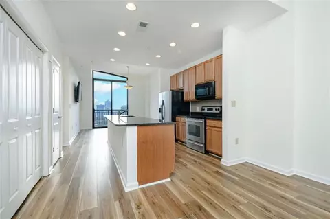 3040 Peachtree Rd #1906, Atlanta, GA 30305