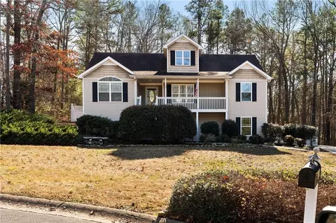 10 Kakki Ct, Adairsville, GA 30103
