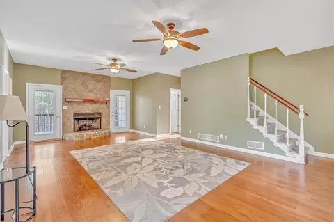 608 Ruby Path, Dallas, GA 30132 photo 4