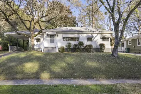 2469 Glendale Cir, Smyrna, GA 30080