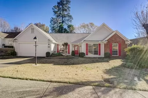 1902 Bitsy Grant Ct, Lawrenceville, GA 30044
