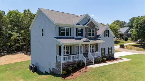 233 Lighthouse Cv SW, Adairsville, GA 30103