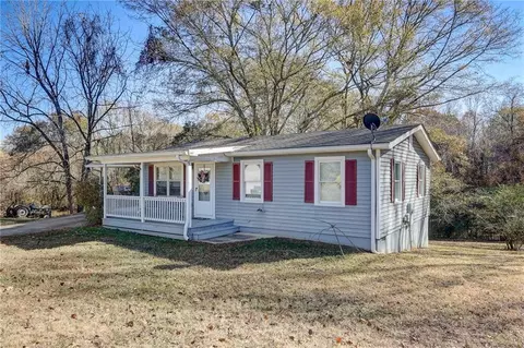 Exterior - 204 Cloud Ln, Canton, GA 30115 photo 4 of 12