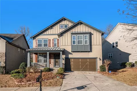 520 Lost Creek Dr, Woodstock, GA 30188
