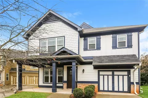 1773 Maple Walk Cir, Atlanta, GA 30315