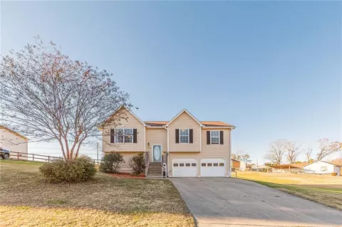50 Limestone Ln, Douglasville, GA 30134
