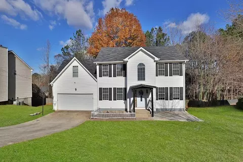 3836 Riverview Bnd, Ellenwood, GA 30294
