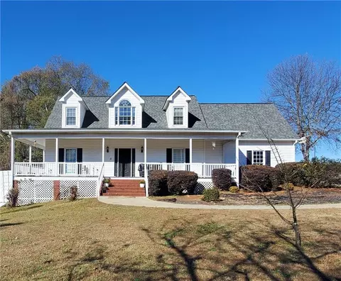 2400 Manor Way, Loganville, GA 30052