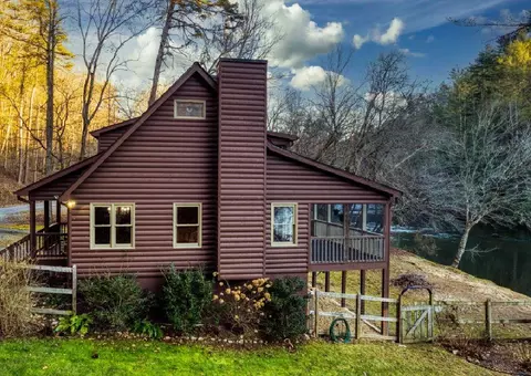 514 Novena Ct, Ellijay, GA 30540