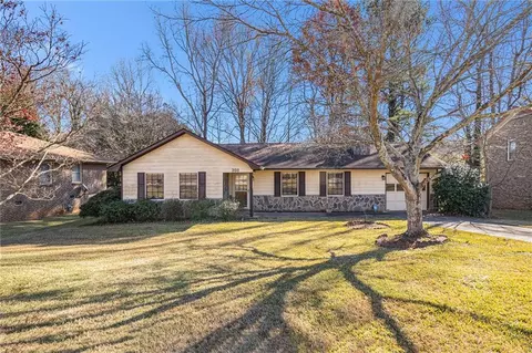 3011 Menlo Park Dr, Rex, GA 30273