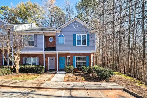 2501 Walden Lake Dr, Decatur, GA 30035