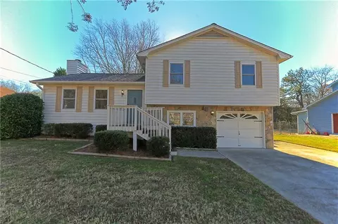 4371 Gravitt Pl, Duluth, GA 30096