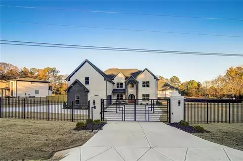 2725 Old Thompson Mill Rd, Buford, GA 30519