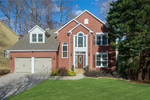 290 Tumbling Creek Dr, Alpharetta, GA 30005