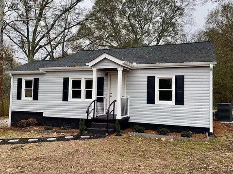4055 Lawrenceville Rd, Loganville, GA 30052