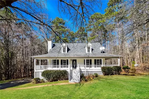 5855 Shoal Creek Dr, Douglasville, GA 30135