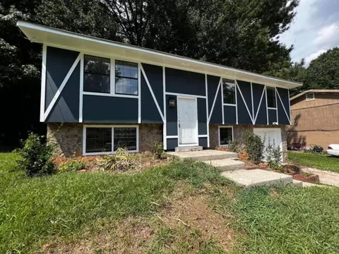 2253 Cherokee Valley Dr, Lithonia, GA 30058