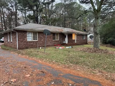 3956 Burns Rd NW, Lilburn, GA 30047
