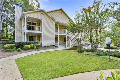 2503 Vineyard Way SE, Smyrna, GA 30082