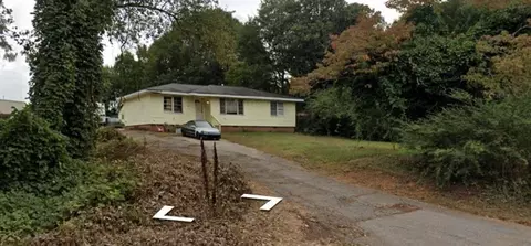 160 Weaver Dr, Marietta, GA 30066