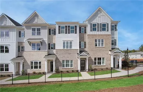 3320 Cranston Ln, Kennesaw, GA 30144