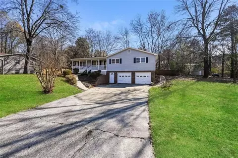 133 Ridgewood Dr, Woodstock, GA 30188